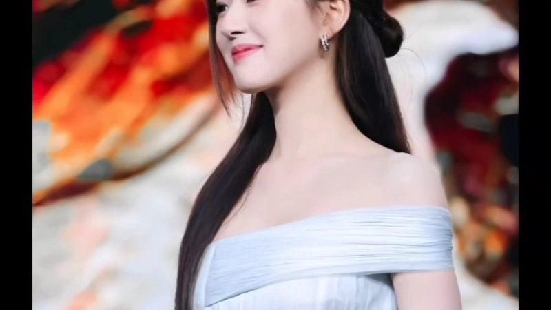 赵露思新剧路透生图曝光状态回暖造型仙美引热议